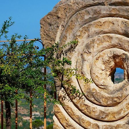 Dimora D'Arte Mariano Pietrini Villa Barcellona-Pozzo di Gotto Buitenkant foto